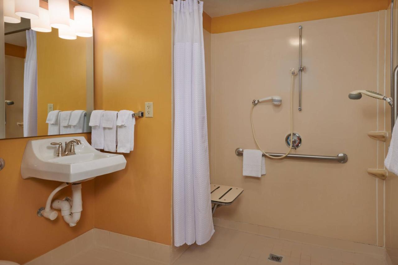 Mainstay Suites Tampa Moffitt-Usf Temple Terrace Ngoại thất bức ảnh